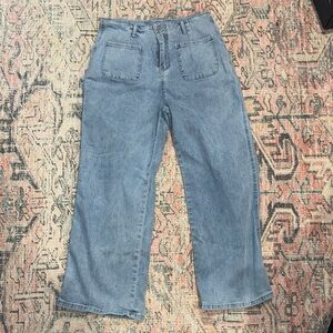 Women's Cropped Blue Jeans